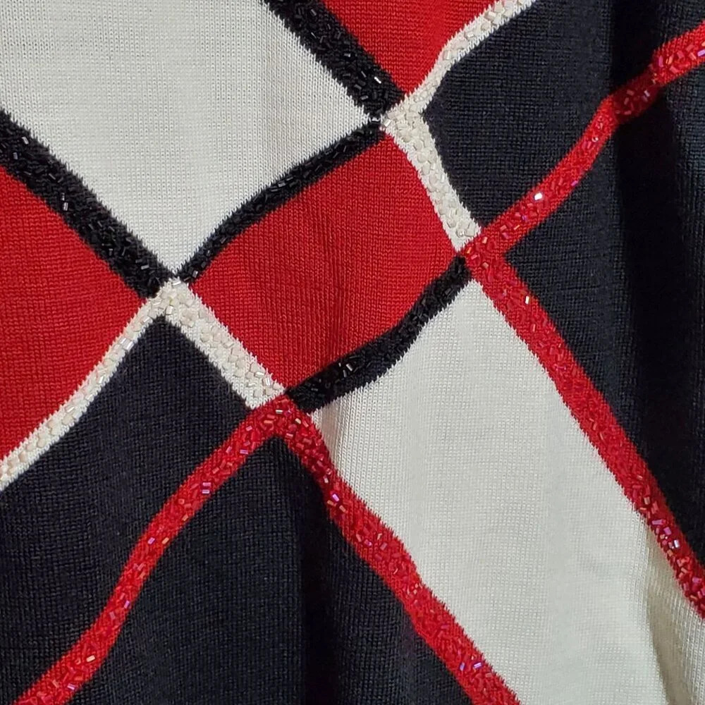 Alfred Dunner Womens Long Sleeve Sweater S Red Black Cream Geometric Christmas - Picture 6 of 7